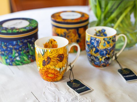Kubek w pięknym pudełku - Van Gogh, Słoneczniki