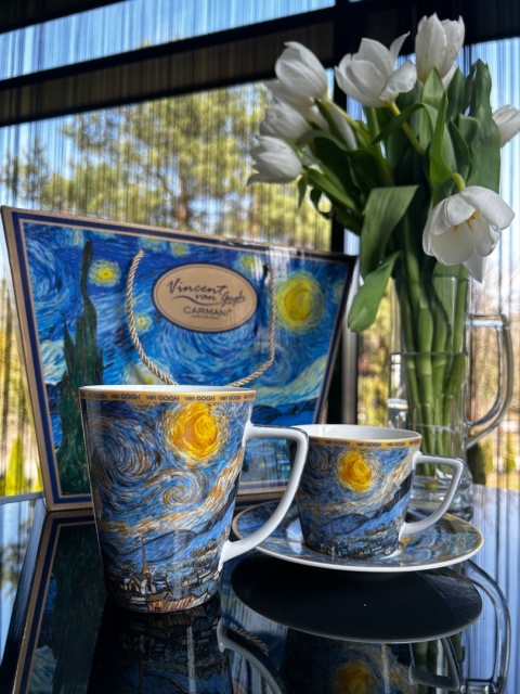 Komplet filiżanka i kubek PREMIUM - Van Gogh, Gwiaździsta noc - Porcelana w kuferku