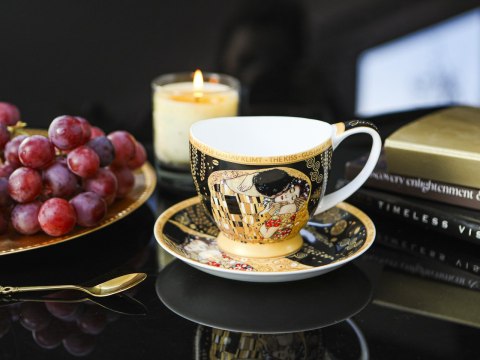 Filiżanka duża PREMIUM - Klimt, Pocałunek - Porcelana w eleganckim kuferku